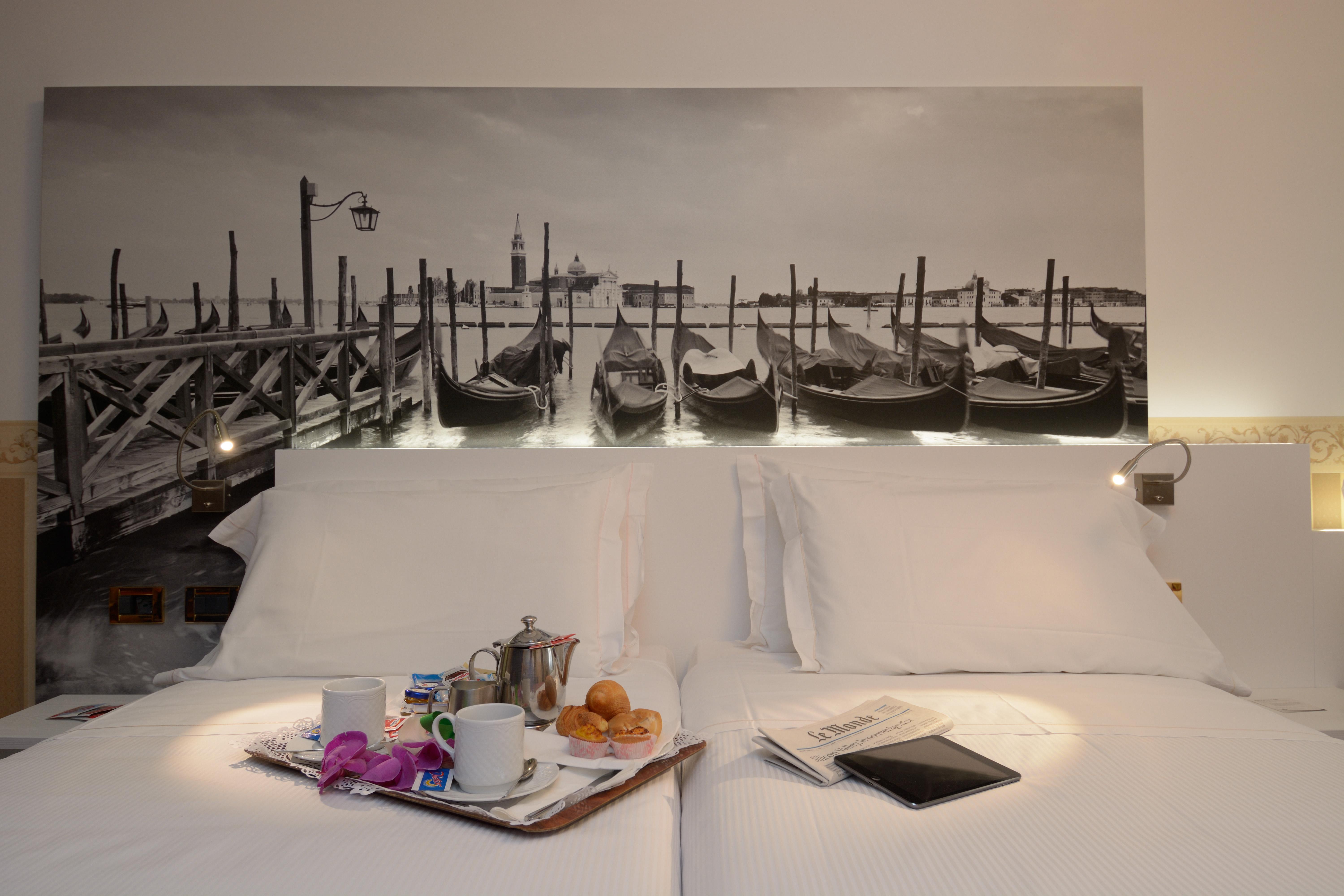 Unahotels Ala Venezia-Adults 16 Exteriér fotografie